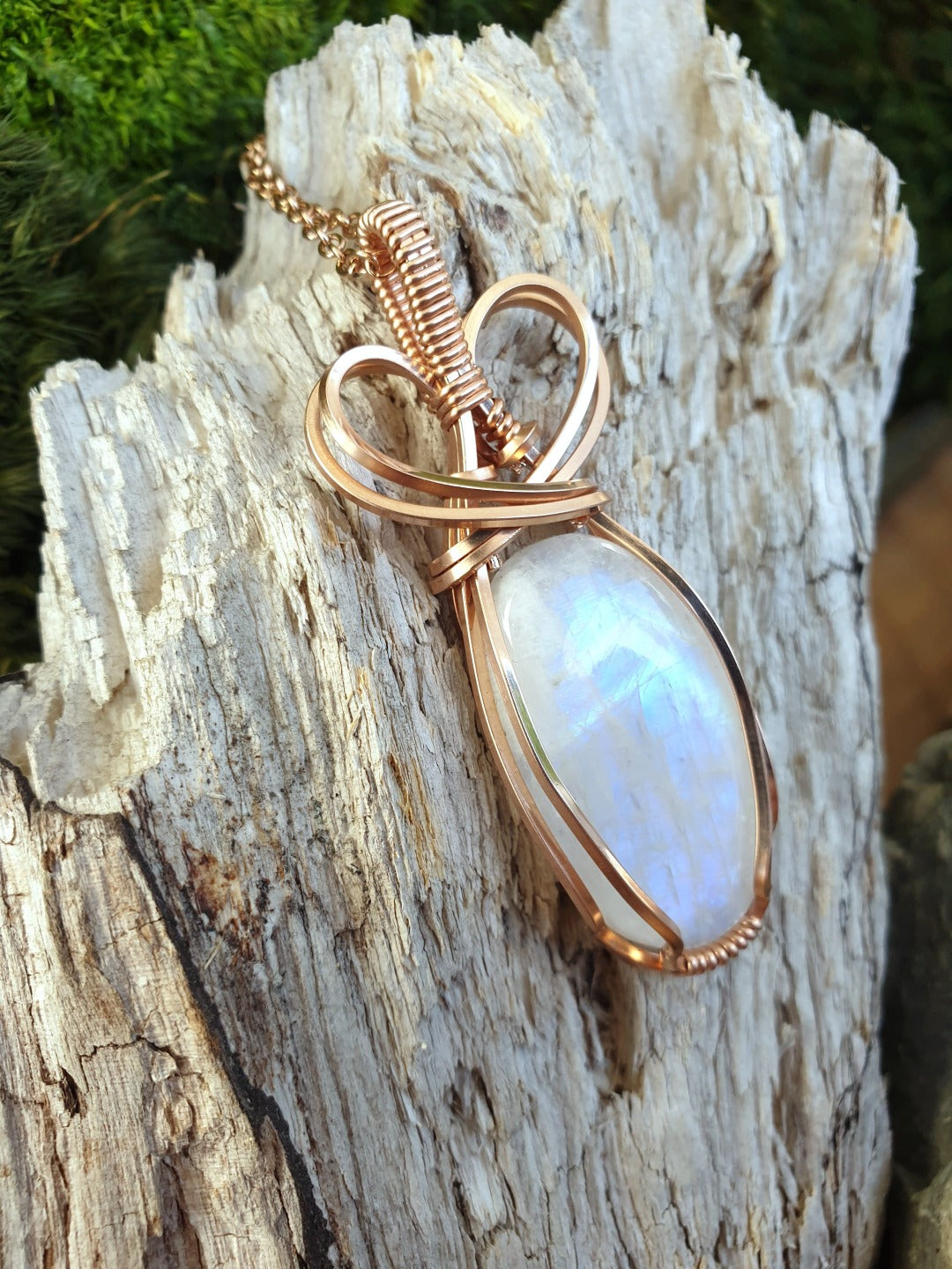 Moonstone and Rose Gold Necklace