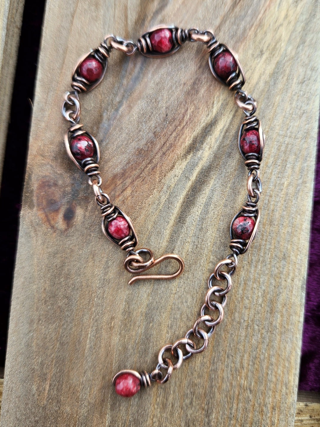 Maroon Jade and Copper Bracelet - 14-19.5cm Wrists