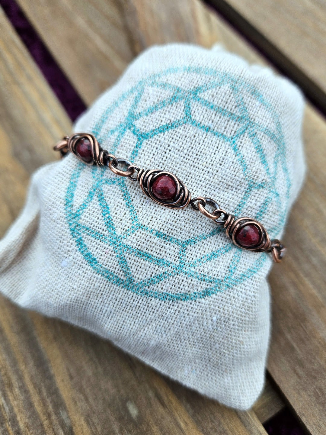 Maroon Jade and Copper Bracelet - 14-19.5cm Wrists