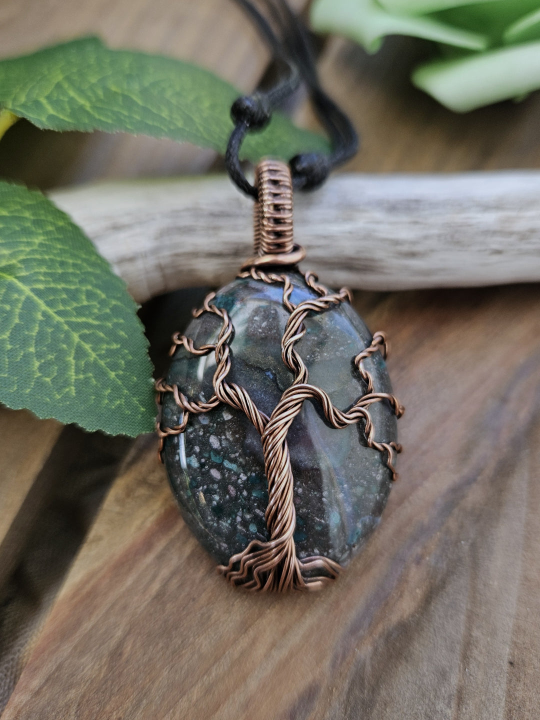Indian Agate and Copper Tree of Life Necklace