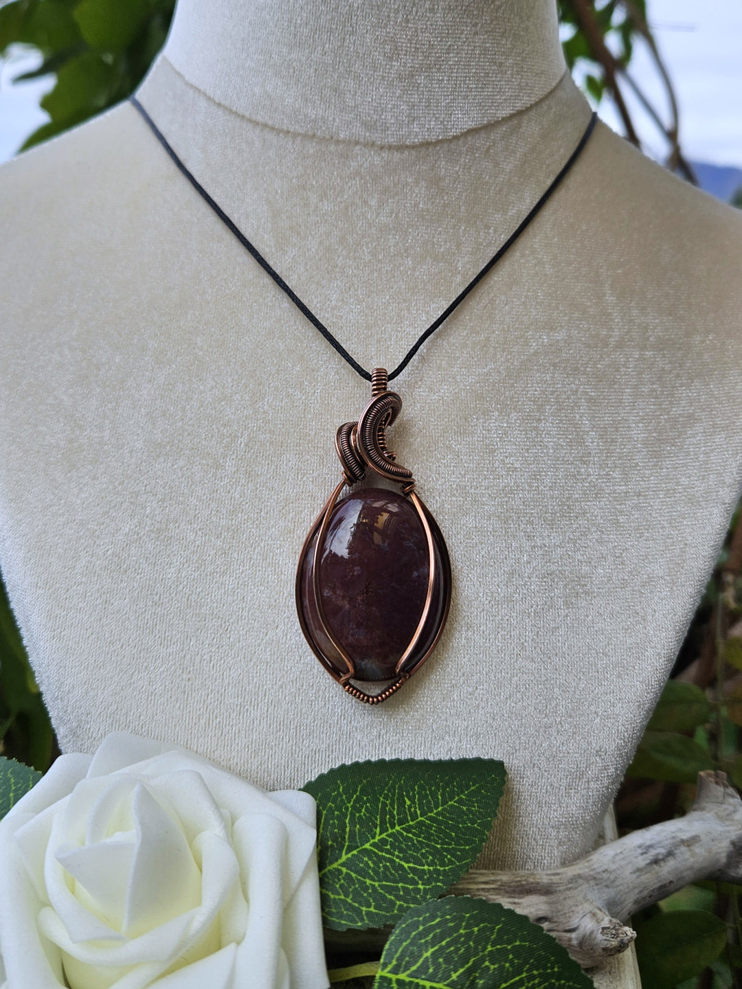 Indian Agate and Copper Necklace