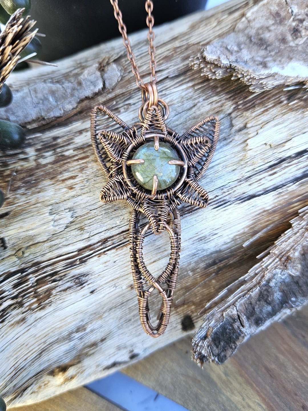 Labradorite and Copper 'Dwarven Star' Necklace