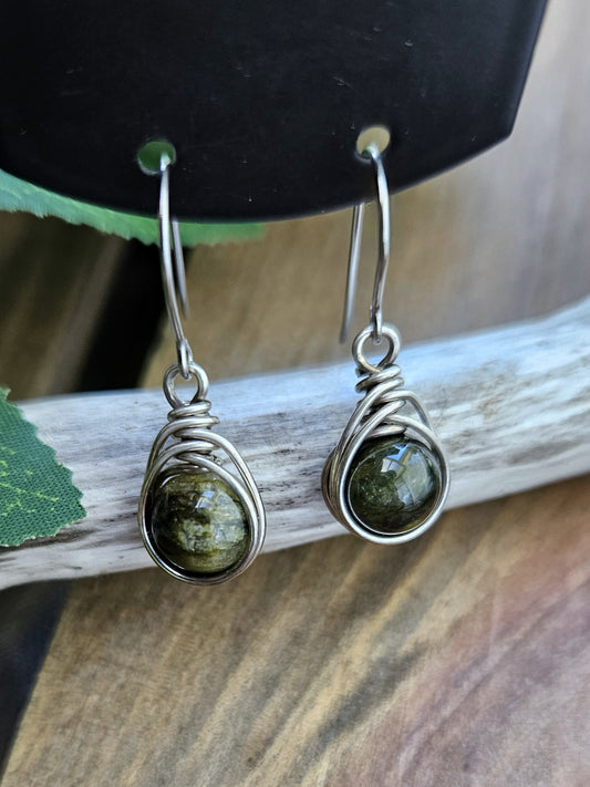 Silver 'Dew Drop' Earrings - Green Tourmaline