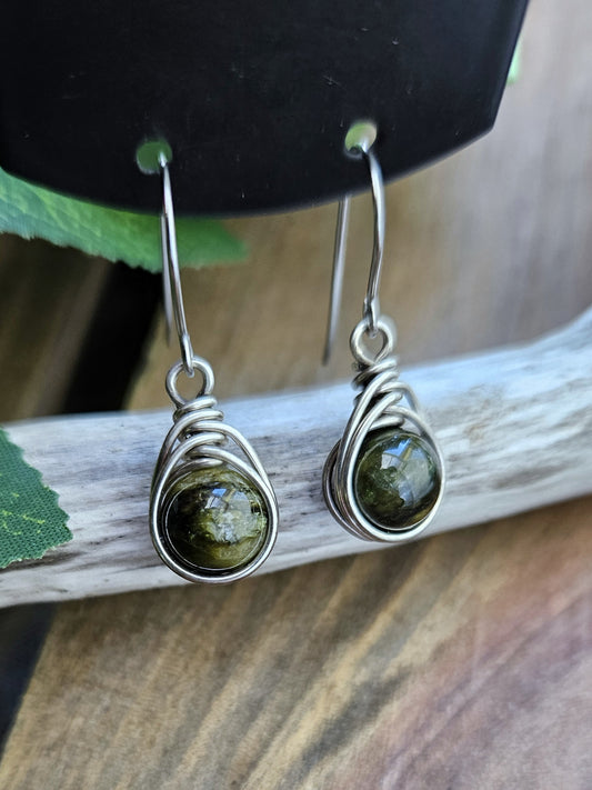 Silver 'Dew Drop' Earrings - Green Tourmaline