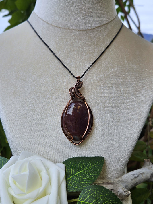 Indian Agate and Copper Necklace