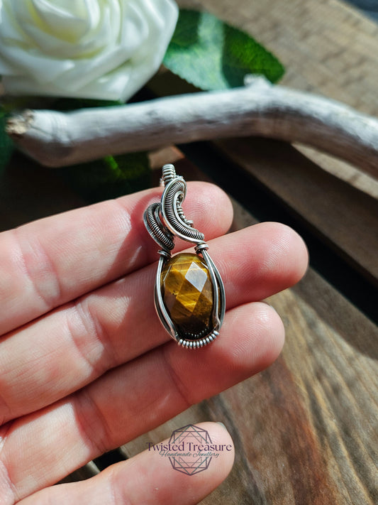 Tiger's Eye and Silver Necklace