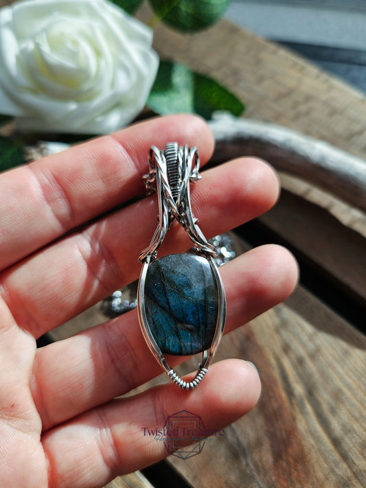 Labradorite and Silver Necklace