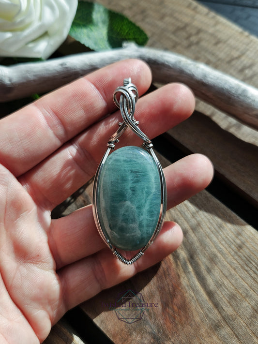 Aquamarine and Silver Necklace