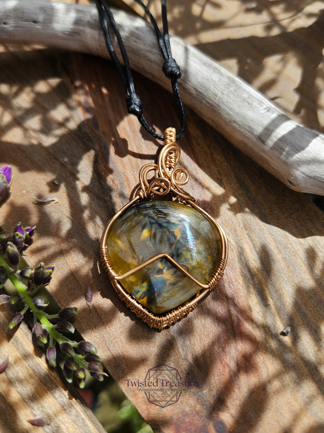 Nellite and Bronze Necklace