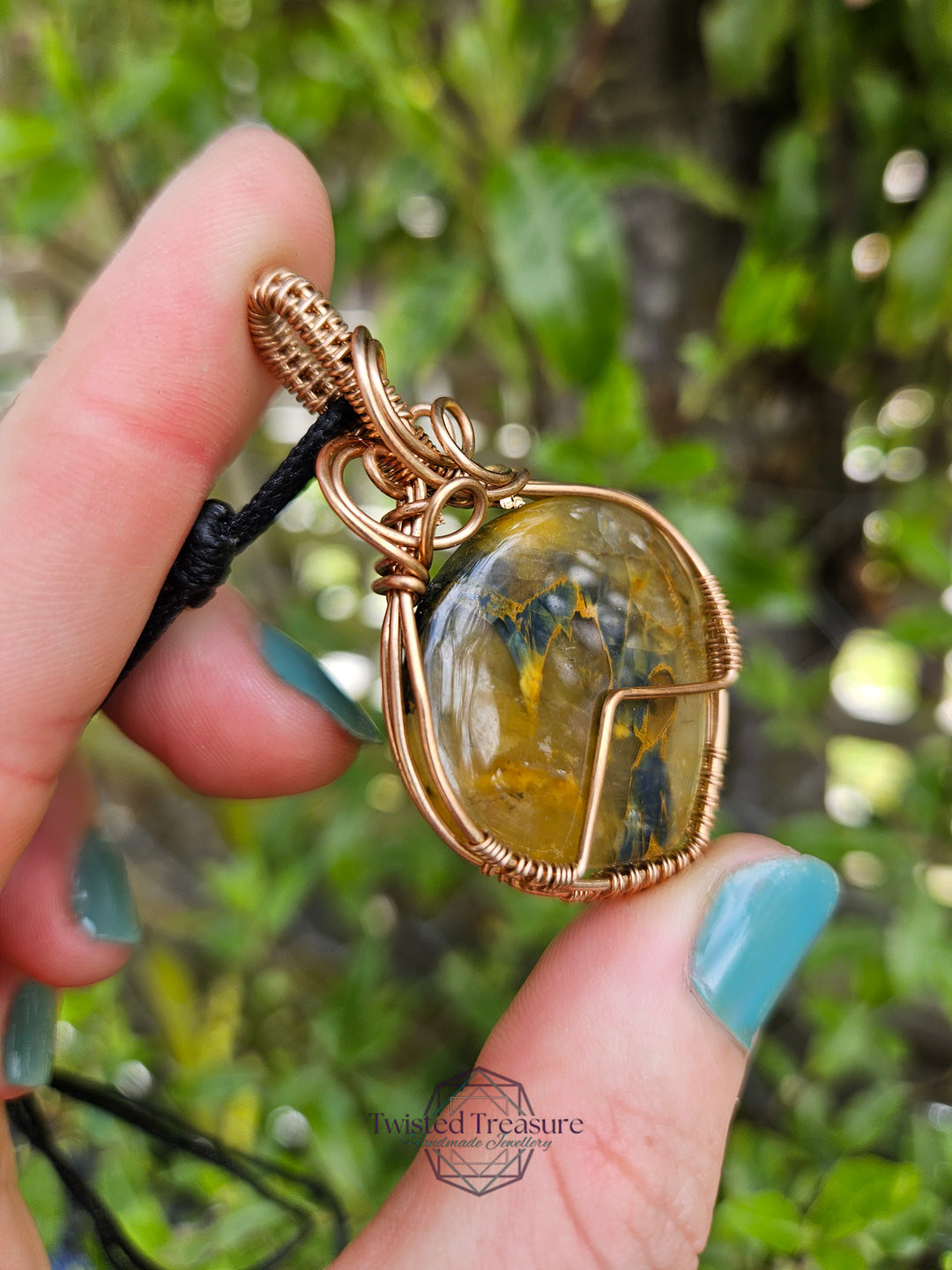 Nellite and Bronze Necklace