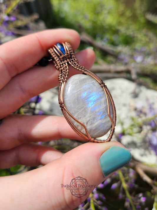 Belomorite, Kyanite and Copper Necklace