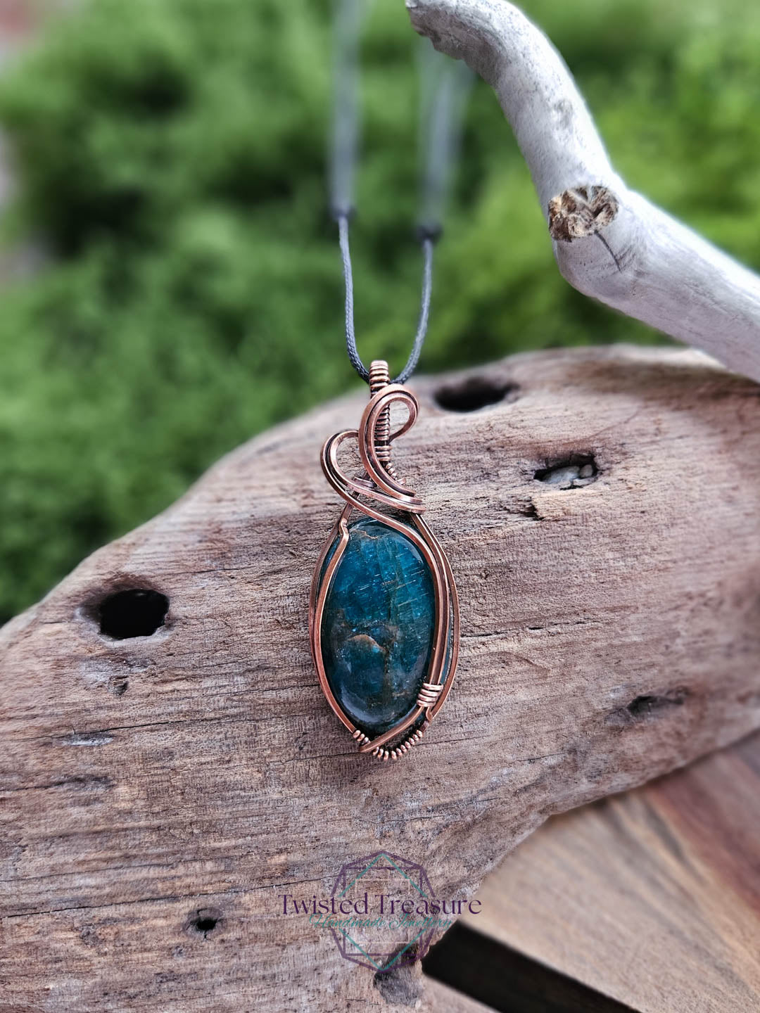 Apatite Copper Necklace