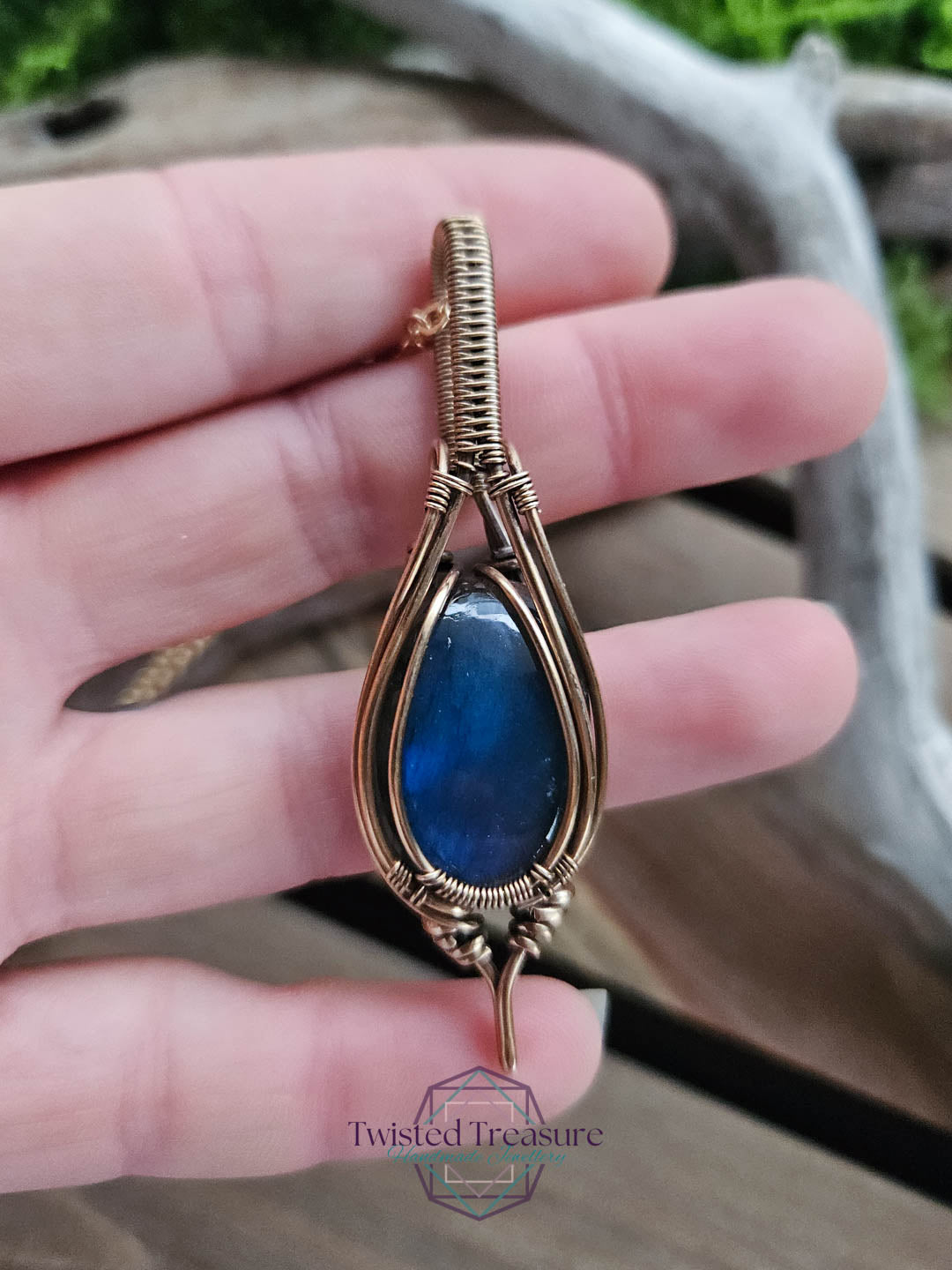 Labradorite Bronze Necklace