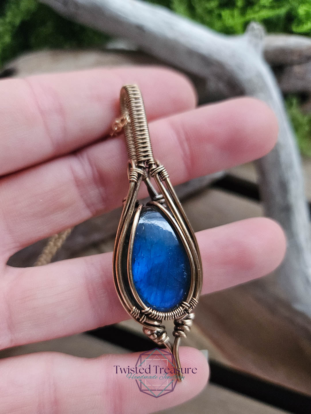 Labradorite Bronze Necklace