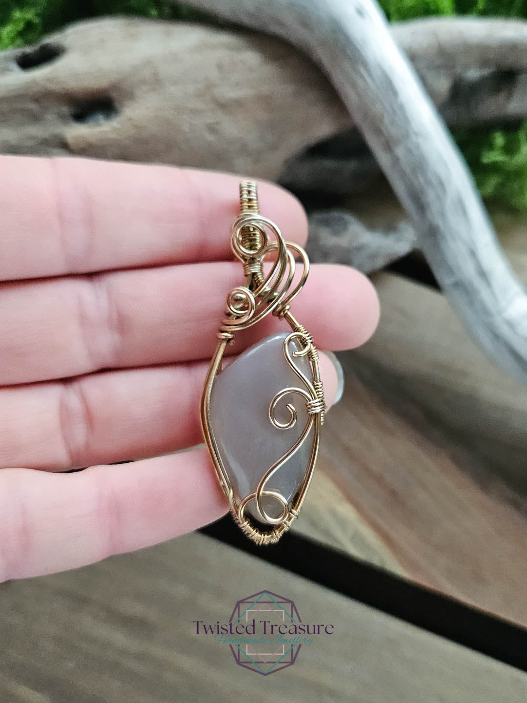 Peach Moonstone Bronze Necklace