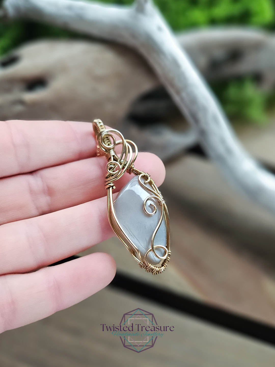 Peach Moonstone Bronze Necklace