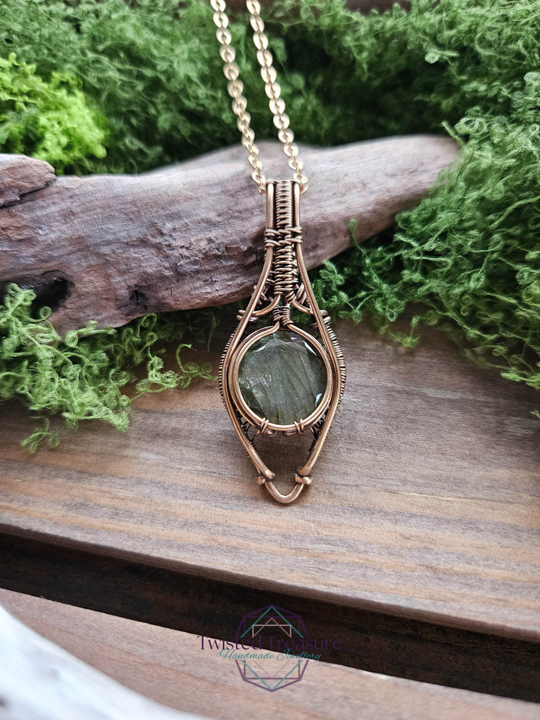 Labradorite Bronze Necklace