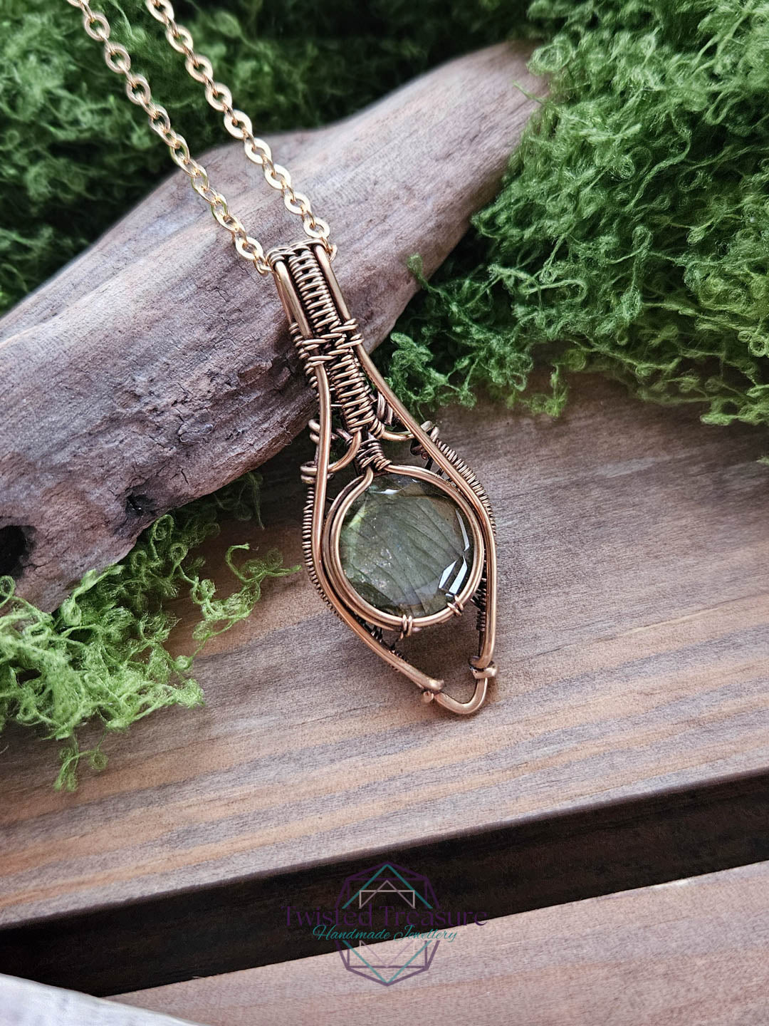 Labradorite Bronze Necklace