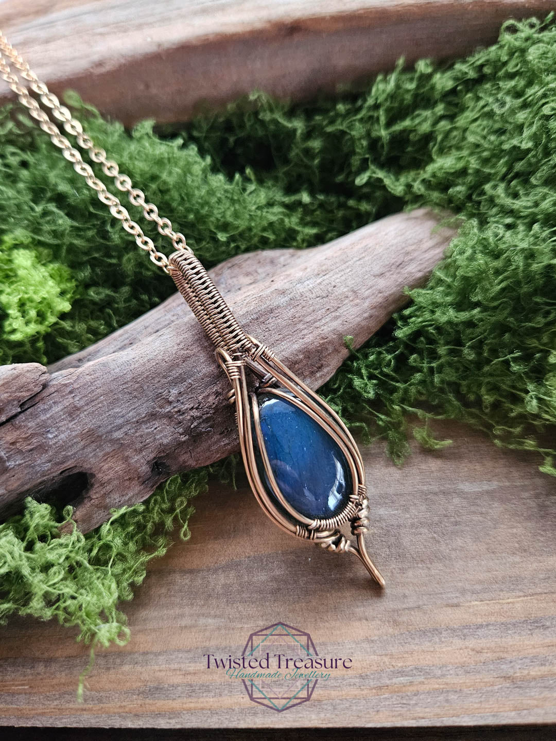 Labradorite Bronze Necklace