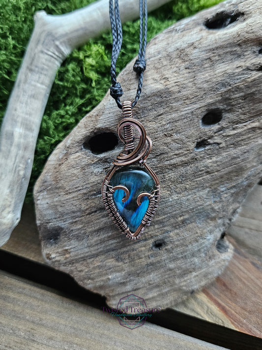 Labradorite Copper Heart Necklace