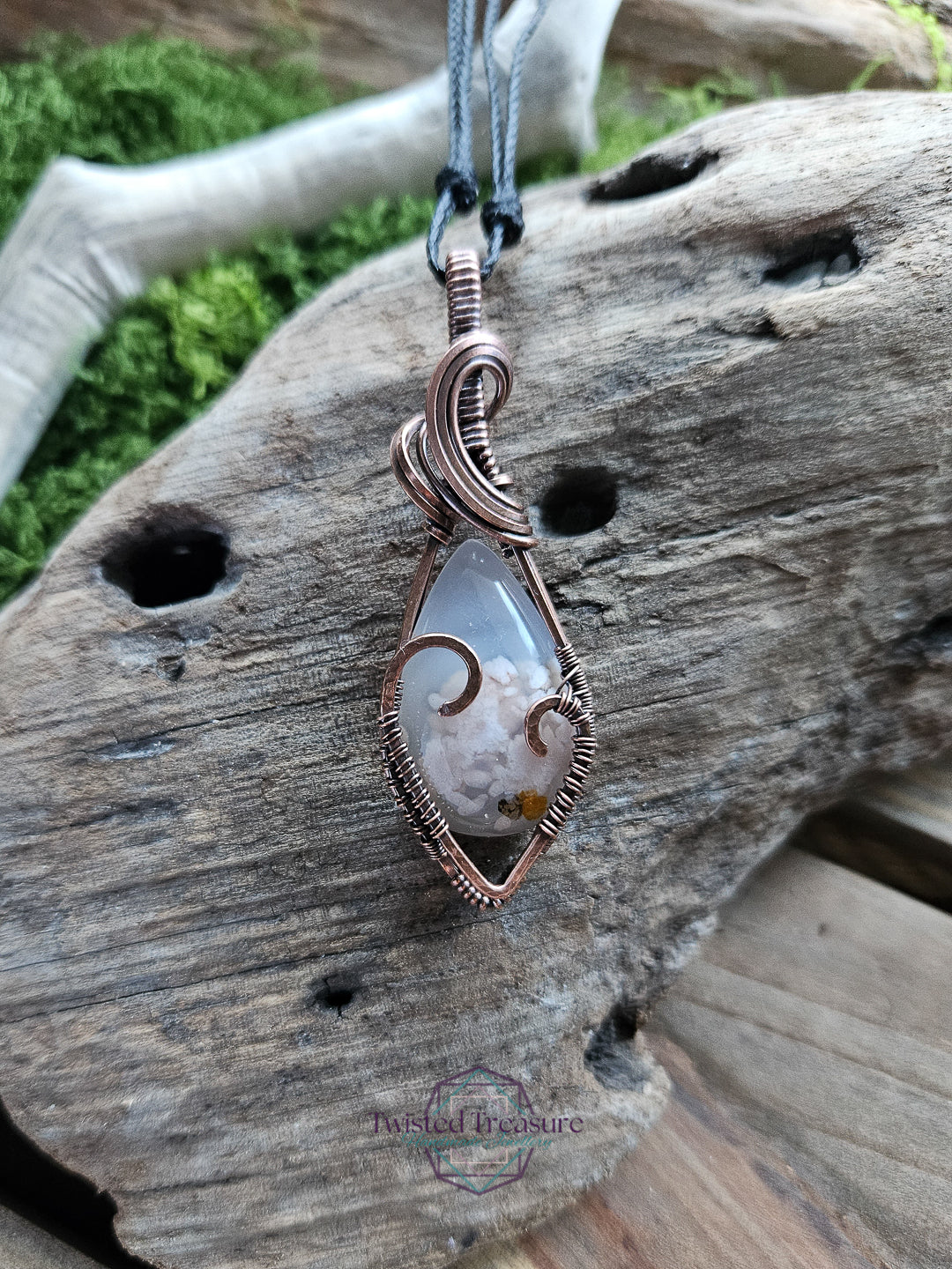 Flower Agate and Copper Heart Necklace